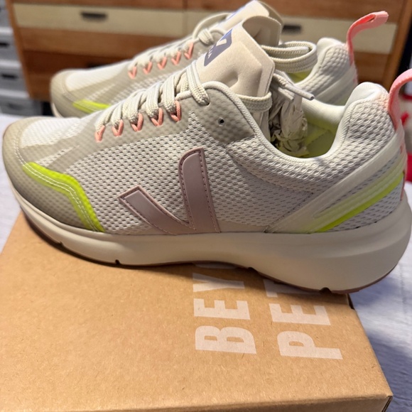 Veja Condor 2 Alveomesh in Natural Parme Size 39 - Picture 2 of 7